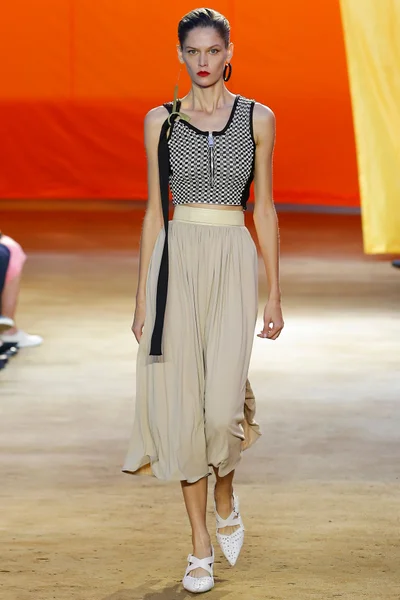 Look 31